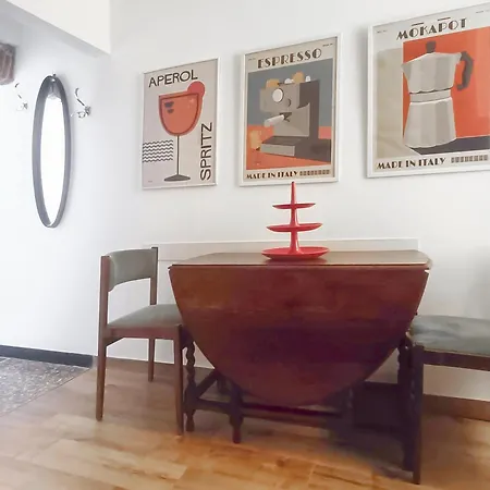 Designer 2 Bedroom-ac In The Center Of *