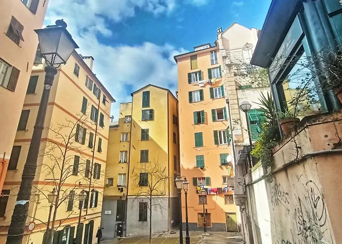 Daire Stylish 2-Bedroom Apartment In The Historic Center Of Genoa *