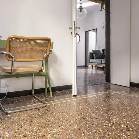 Designer In The Center Of Appartamento *