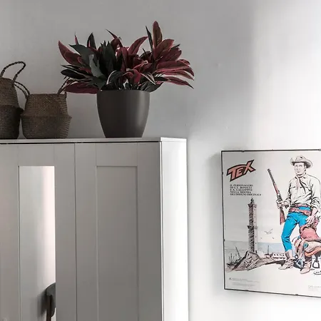 Apartment Designer In The Center Of
