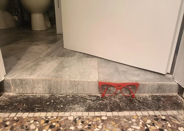 Stylish 2-bedroom In The Historic Center Of Appartamento Genova